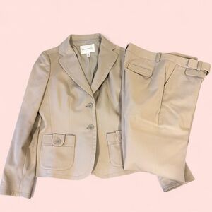 Banana Republic Beige Suit Set Blazer & Trousers | Size 8